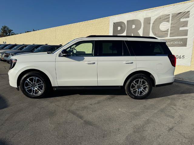 Certified 2025 Ford Expedition Active AWD/4WD image 8
