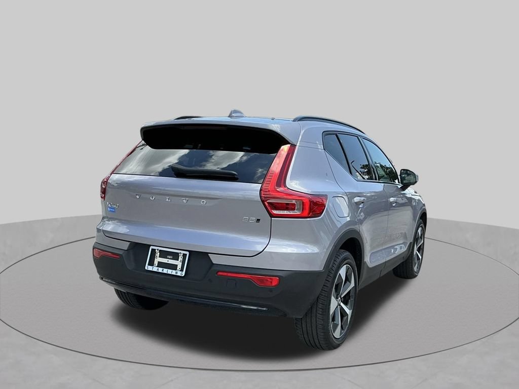 Used 2026 Volvo XC40 B5 Plus AWD/4WD image 10