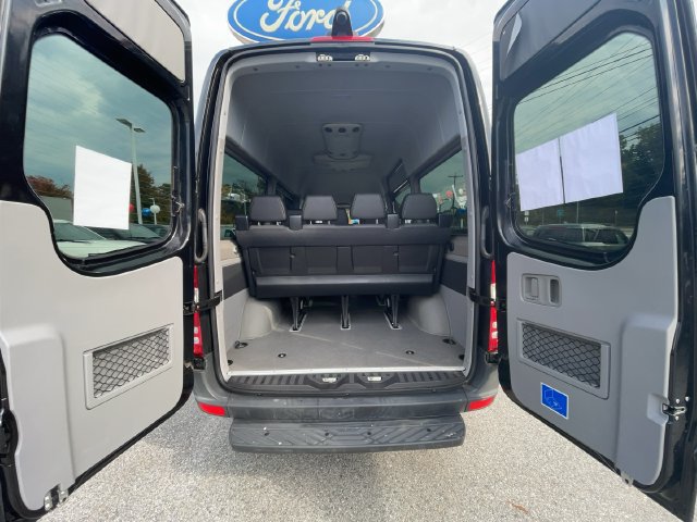 Used 2018 Mercedes-Benz Sprinter 2500 image 11