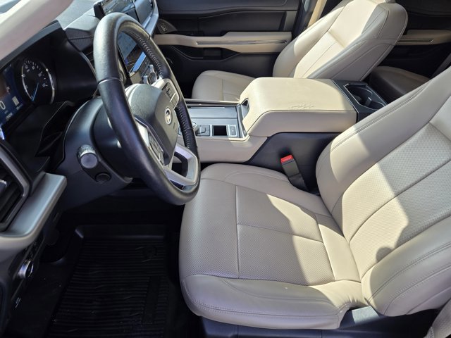 Certified 2022 Ford Expedition XLT image 12