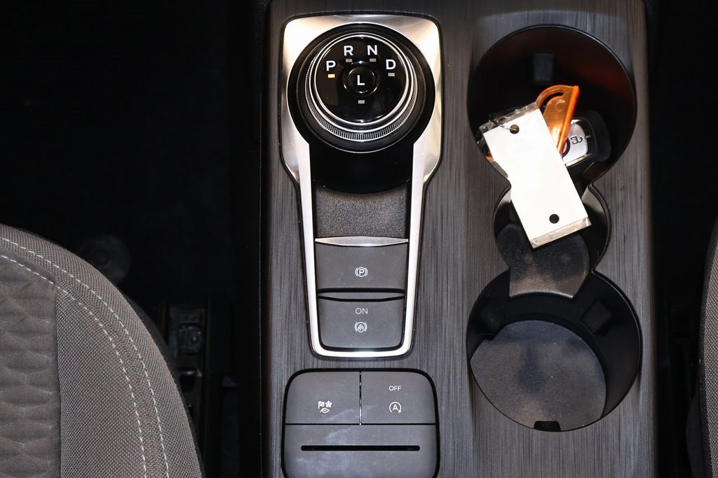 Certified 2021 Ford Escape SE w/ SE Sport Appearance Package image 30