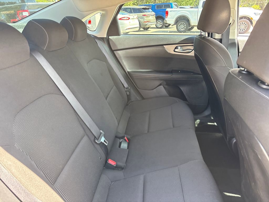 Used 2021 Kia Forte Sedan FWD image 28