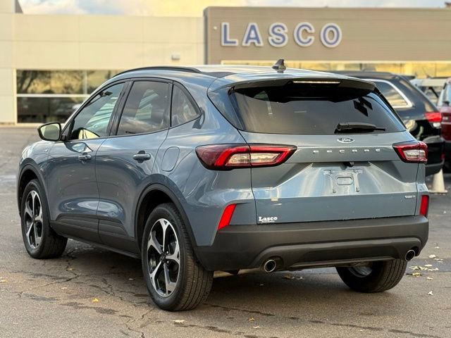 Certified 2025 Ford Escape ST-Line Elite image 5