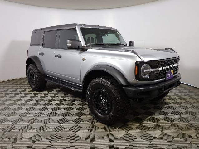 Certified 2024 Ford Bronco Wildtrak AWD/4WD image 4