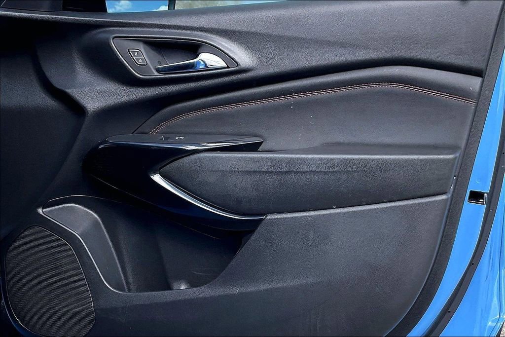 Used 2024 Chevrolet Trax RS w/ Driver Confidence Package image 29