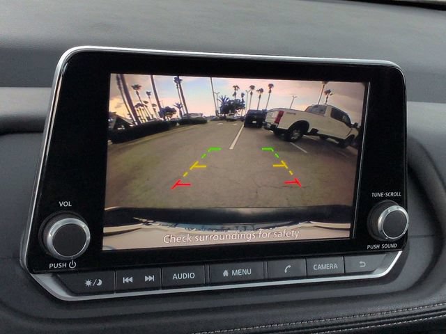 Used 2024 Nissan Rogue S FWD image 20