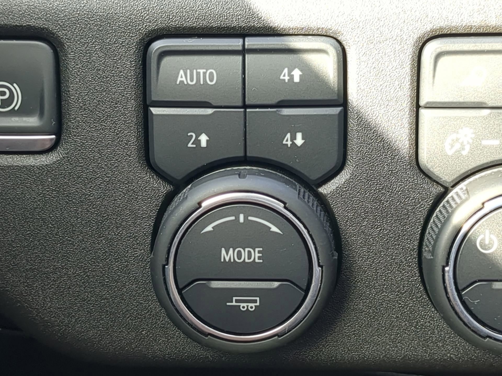 Used 2025 Chevrolet Silverado 2500 ZR2 image 55