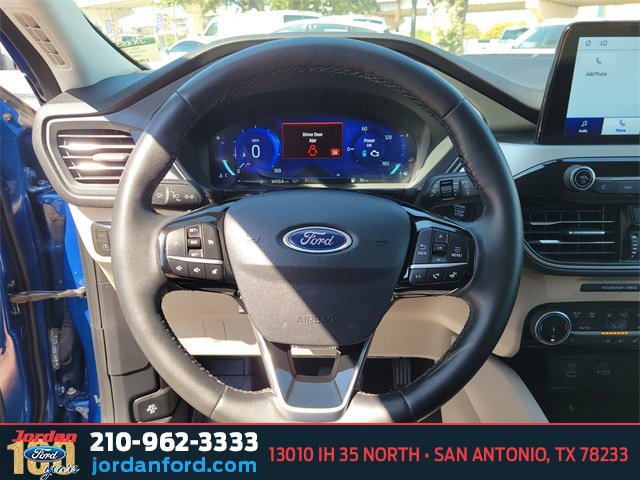 Certified 2022 Ford Escape SEL w/ Technology Package image 25