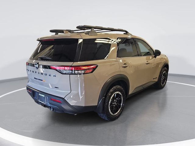 Used 2024 Nissan Pathfinder Rock Creek AWD/4WD image 3