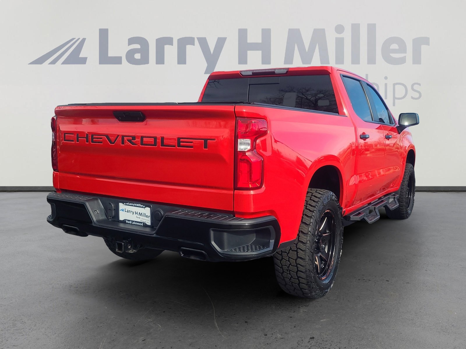 Used 2020 Chevrolet Silverado 1500 LT Trail Boss image 5
