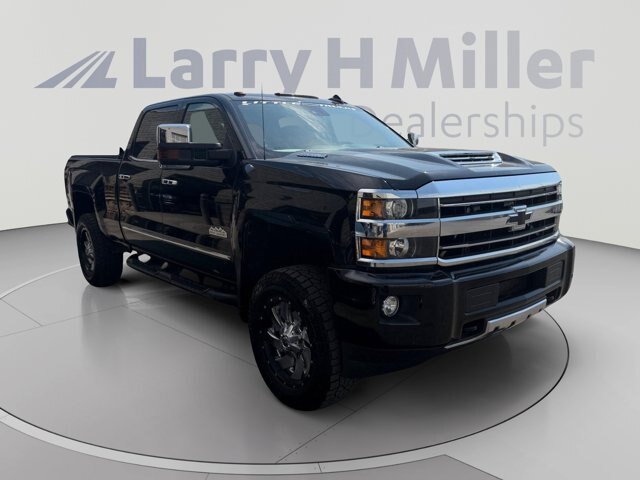 Used 2019 Chevrolet Silverado 2500 High Country AWD/4WD image 6