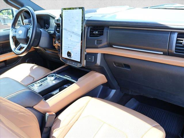 Certified 2022 Ford Expedition Max Platinum AWD/4WD image 30