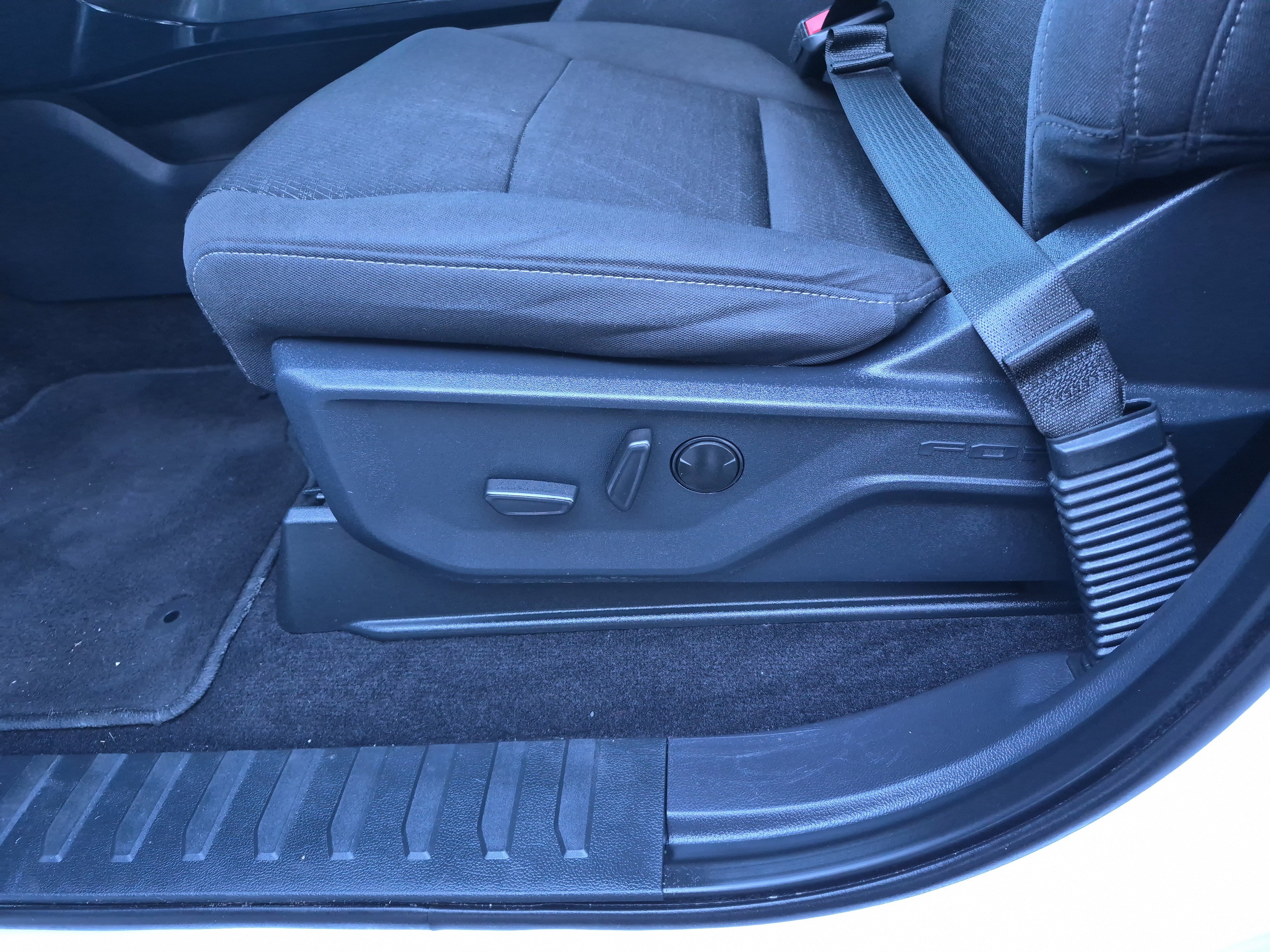 Certified 2023 Ford F150 XLT w/ Equipment Group 302A High image 16