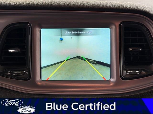 Used 2023 Dodge Challenger SXT RWD image 16