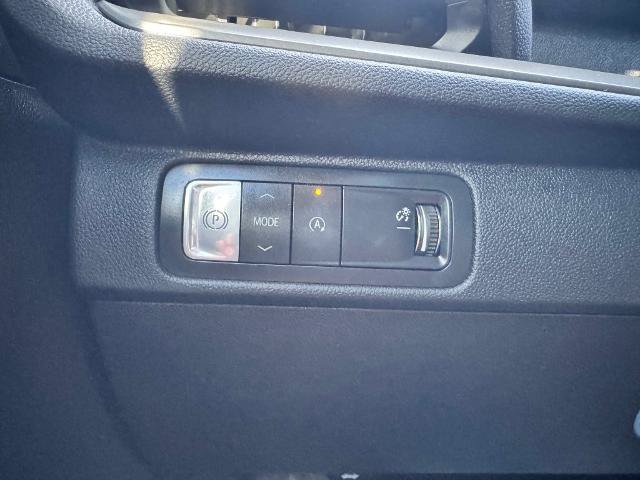 Used 2026 Chevrolet Traverse LT w/ LPO, Floor Liner Package FWD image 21