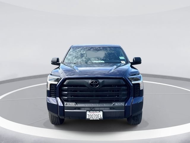 Used 2025 Toyota Tundra SR5 w/ SR5 Convenience Package AWD/4WD image 2