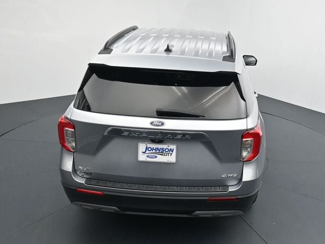 Certified 2022 Ford Explorer XLT w/ Equipment Group 202A AWD/4WD image 28