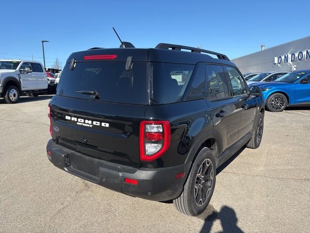 Certified 2025 Ford Bronco Sport Outer Banks w/ Outer Banks Tech Package+ AWD/4WD image 3