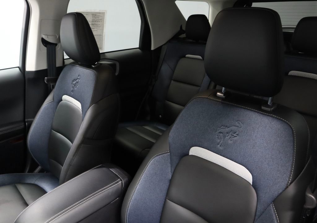 Certified 2025 Ford Bronco Sport Outer Banks w/ Outer Banks Tech Package+ AWD/4WD image 27