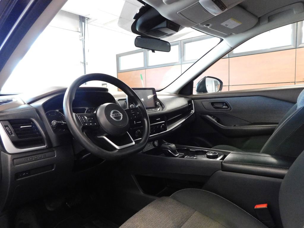 Used 2021 Nissan Rogue S AWD/4WD image 27