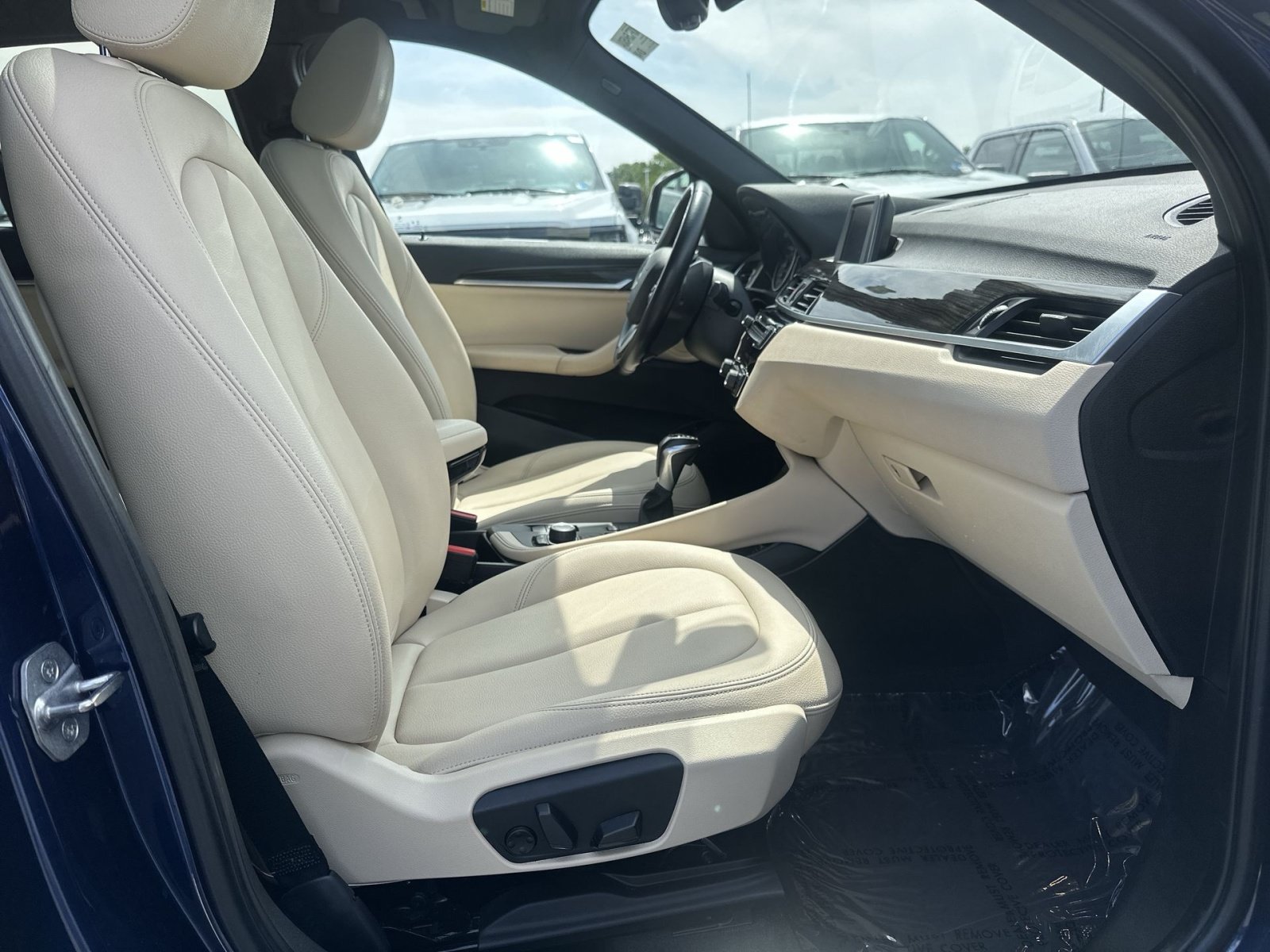 Used 2018 BMW X1 sDrive28i FWD image 35
