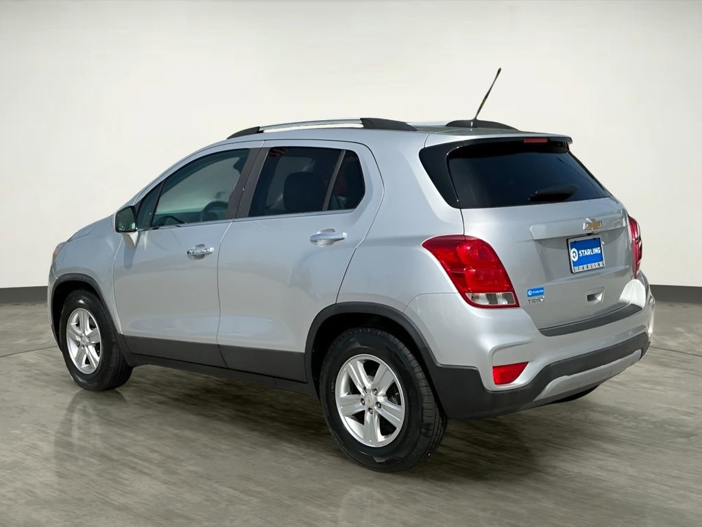 Used 2019 Chevrolet Trax LT w/ LT Convenience Package image 4