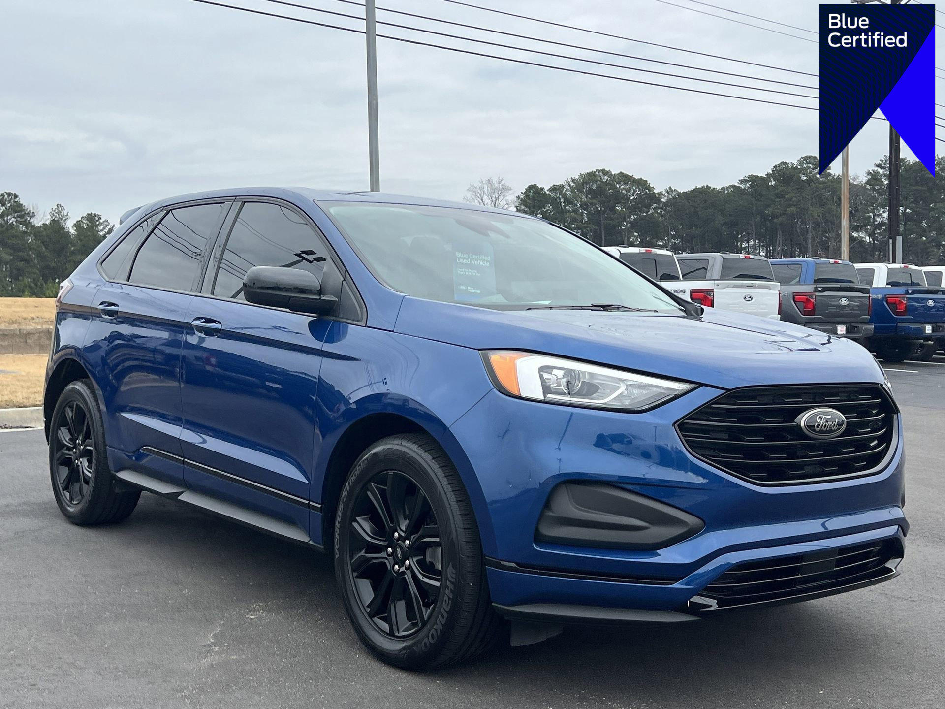 Certified 2023 Ford Edge SE w/ Black Appearance Package image 1