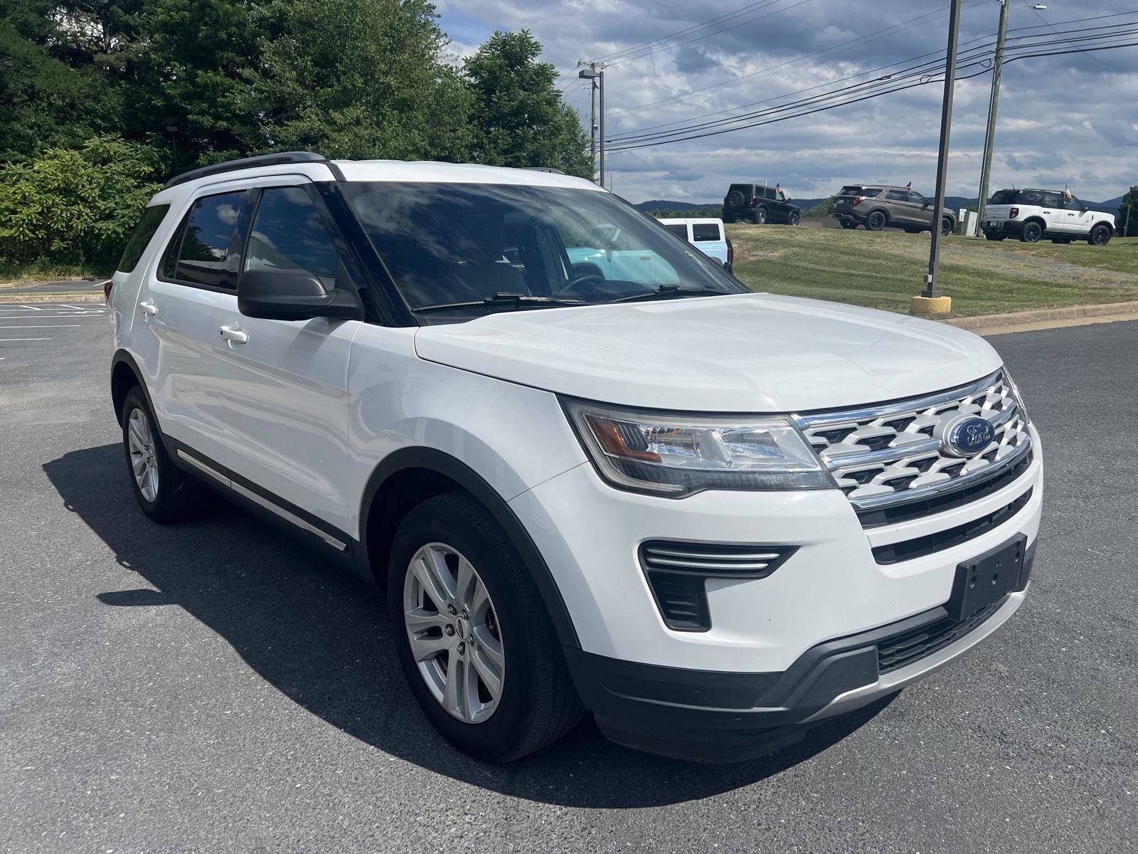Certified 2019 Ford Explorer XLT AWD/4WD image 6