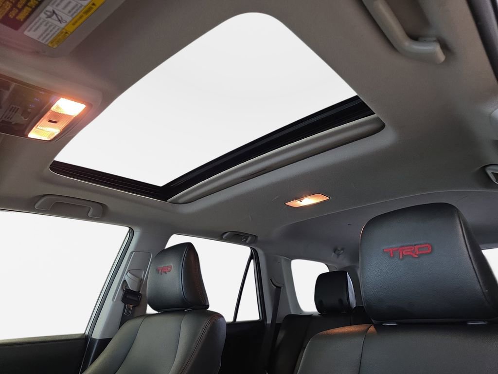 Used 2020 Toyota 4Runner TRD Off-Road Premium w/ Moonroof Package AWD/4WD image 27