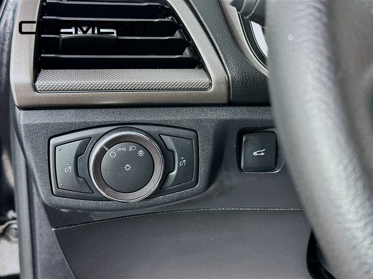 Certified 2020 Ford Fusion SE FWD image 14