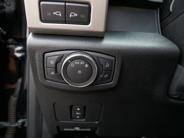Certified 2020 Ford F350 Lariat w/ Chrome Package AWD/4WD image 11