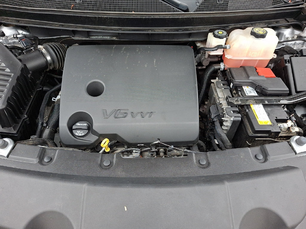 Used 2023 Chevrolet Traverse Premier w/ Redline Edition FWD image 26