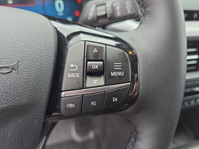Certified 2024 Ford Escape Platinum AWD/4WD image 19