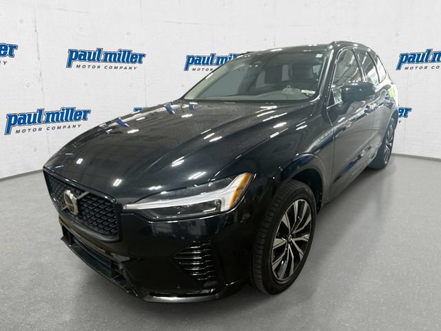 Used 2024 Volvo XC60 B5 Plus AWD/4WD image 1