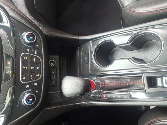 Used 2023 Chevrolet Equinox RS w/ RS Leather Package image 31