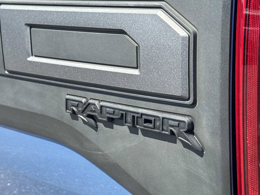 Certified 2020 Ford F150 Raptor w/ Equipment Group 802A Luxury AWD/4WD image 28