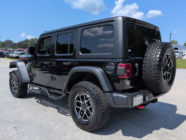 Used 2024 Jeep Wrangler Unlimited Rubicon w/ Convenience Group AWD/4WD image 7