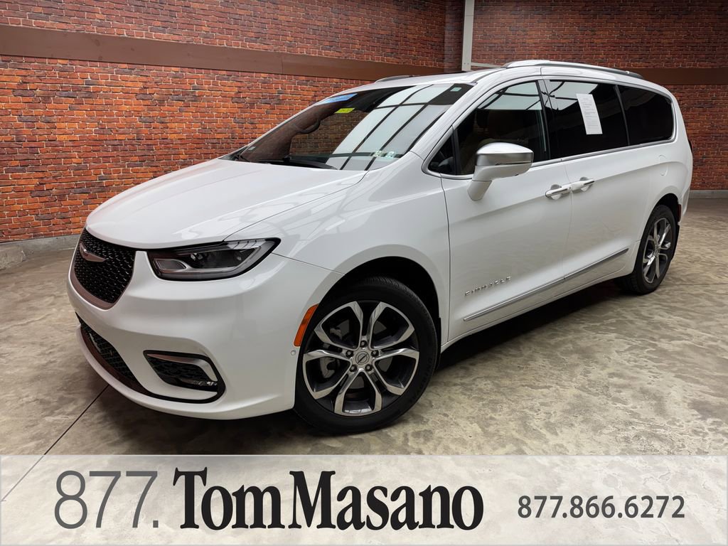 Used 2021 Chrysler Pacifica Pinnacle AWD/4WD image 1