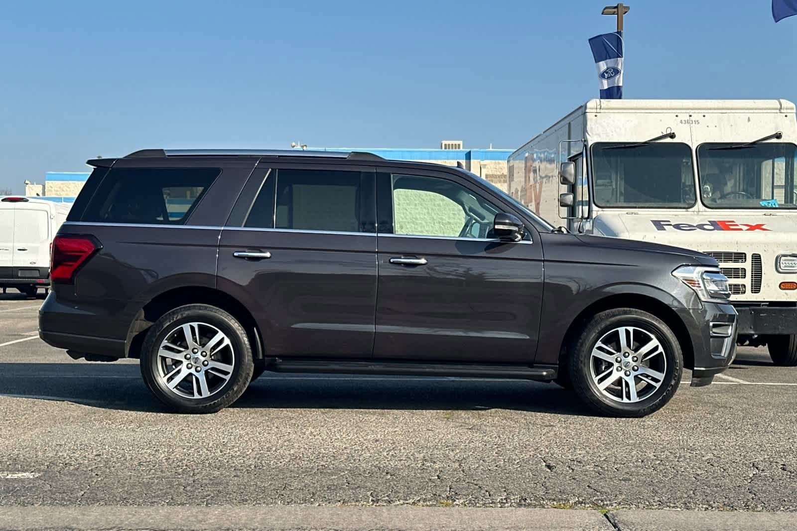 Certified 2024 Ford Expedition Limited image 6
