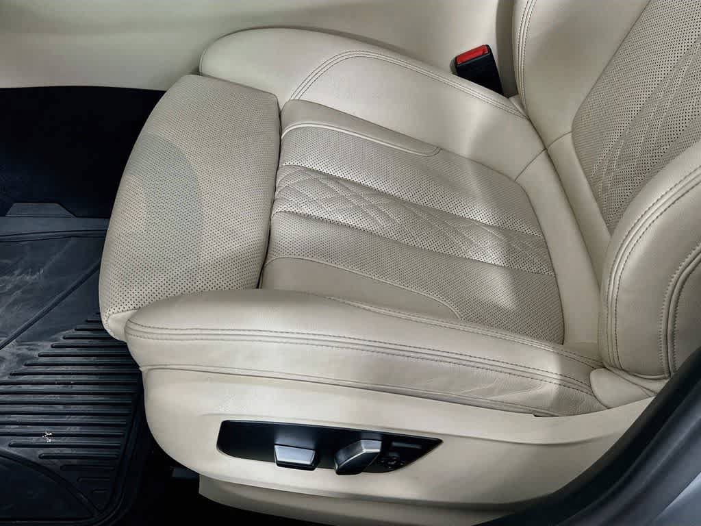Used 2022 BMW 530i w/ Premium Package RWD image 31