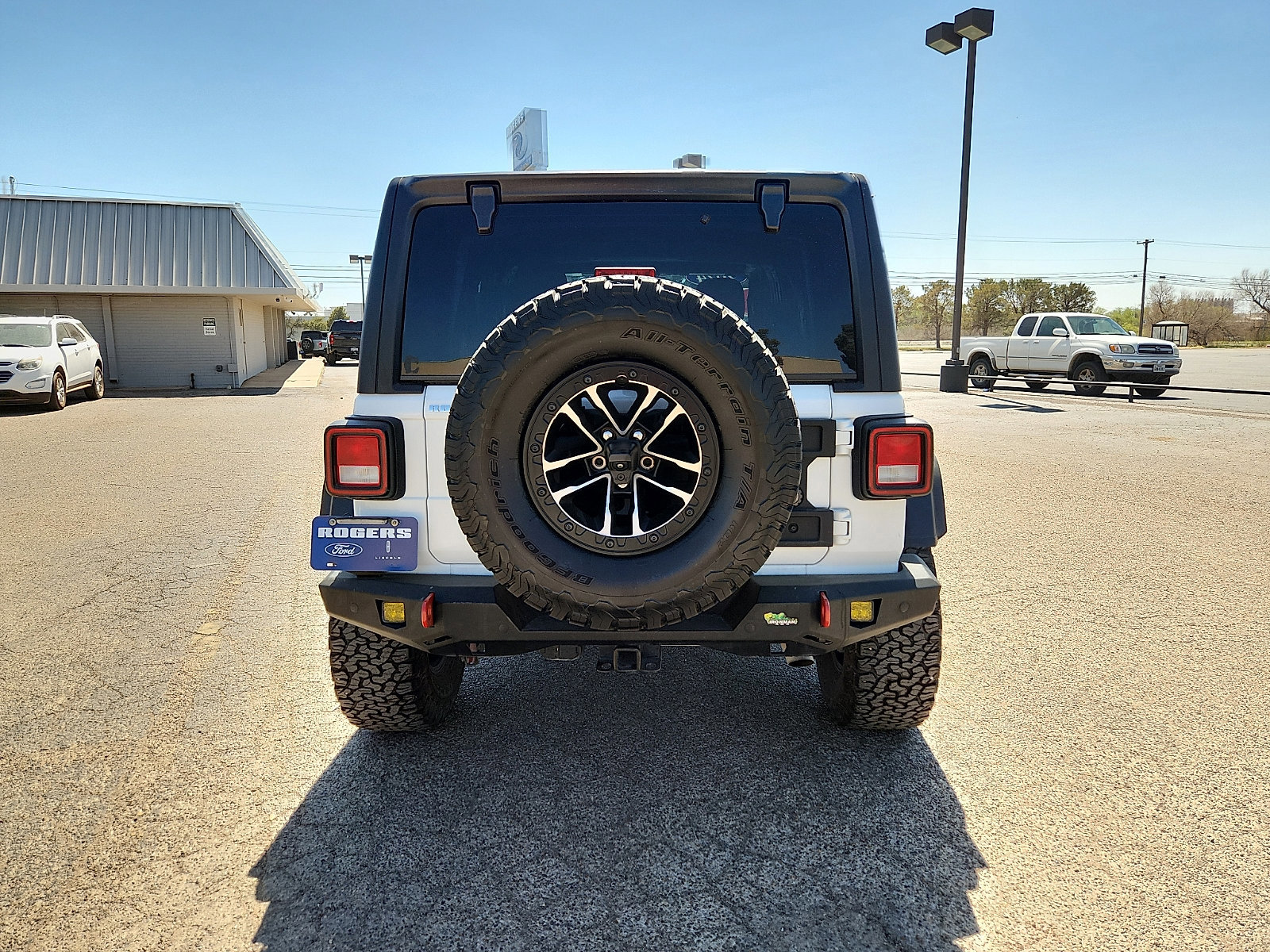 Used 2024 Jeep Wrangler Willys image 4