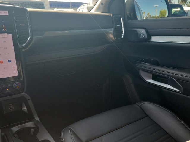 Certified 2024 Ford Ranger Lariat w/ Trailer Tow Package image 21