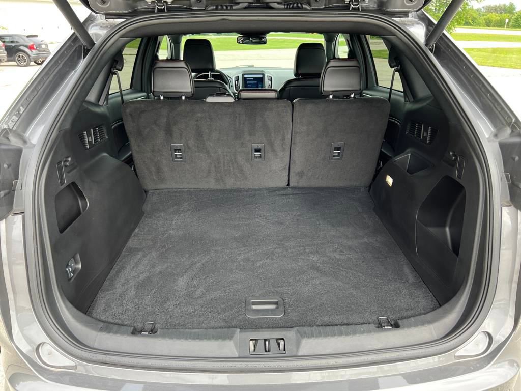 Certified 2024 Ford Edge ST-Line image 36