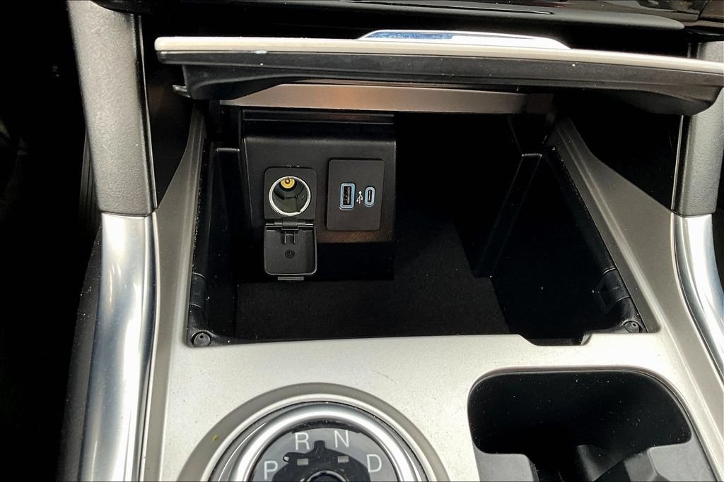 Certified 2023 Ford Explorer Limited w/ Hybrid Equipment Group 310A AWD/4WD image 18