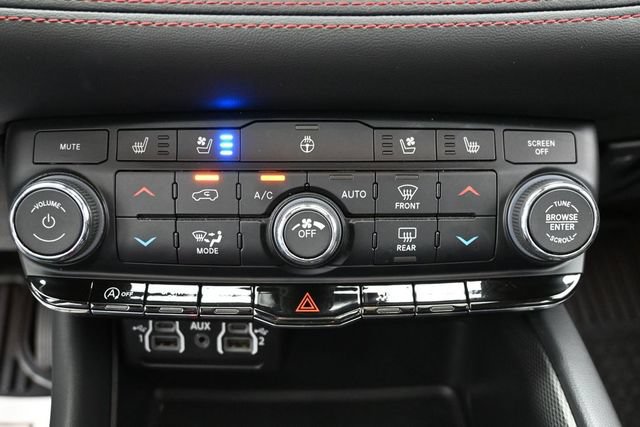 Used 2024 Dodge Durango GT AWD/4WD image 23
