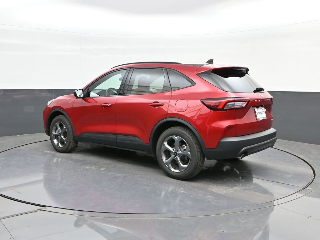 Certified 2025 Ford Escape ST-Line image 5