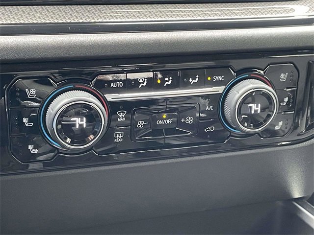 Used 2023 Chevrolet Silverado 1500 ZR2 w/ Technology Package image 20