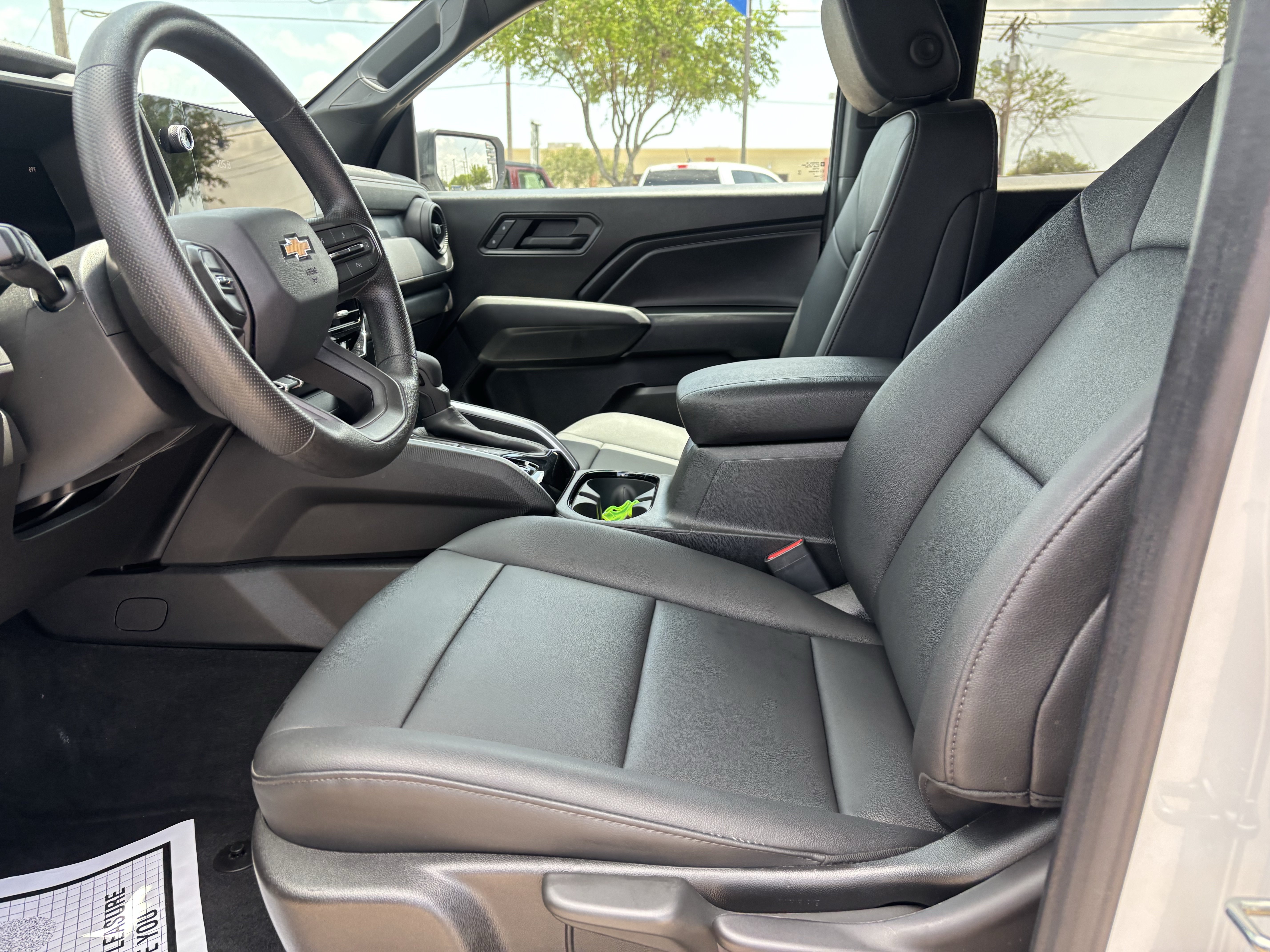 Used 2026 Chevrolet Colorado W/T w/ WT Custom Package RWD image 10