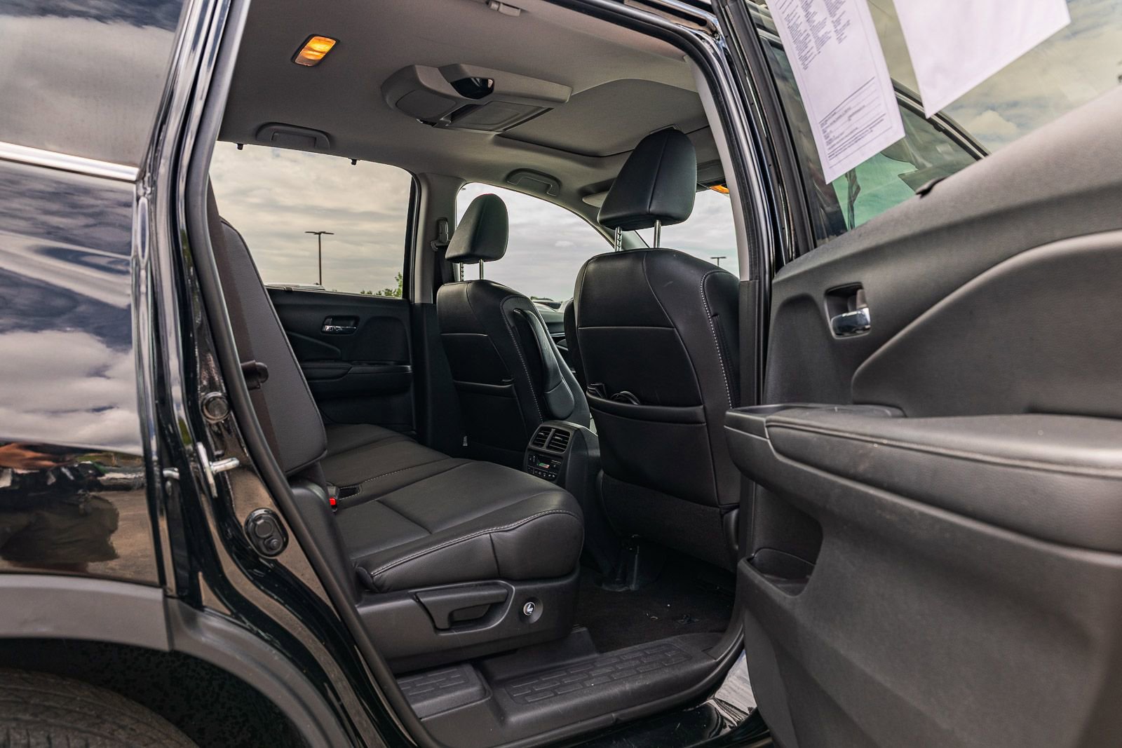 Used 2021 Honda Pilot Touring image 14