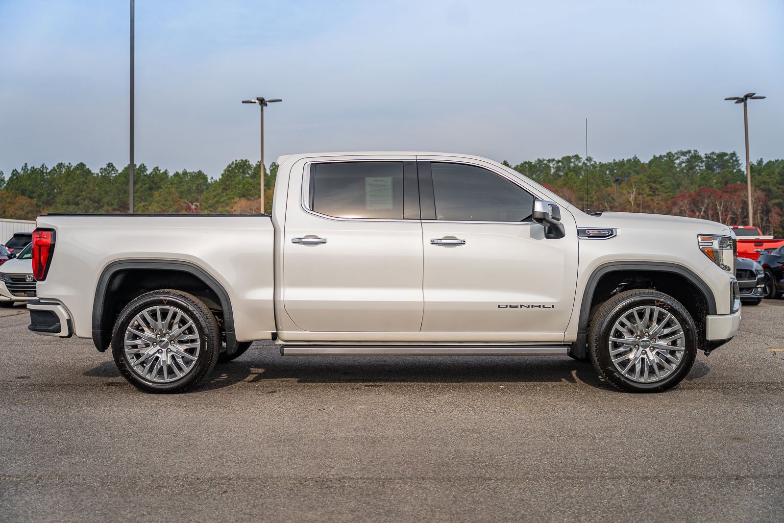 Used 2019 GMC Sierra 1500 Denali w/ Denali Ultimate Package image 8